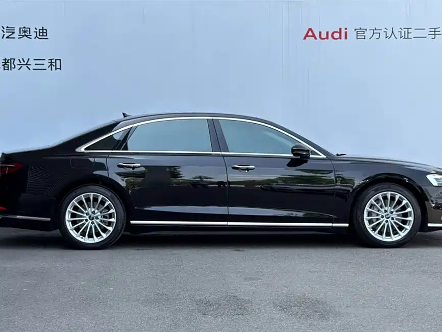 Audi A8 2021 A8L 50 TFSI quattro Comfort фото 3