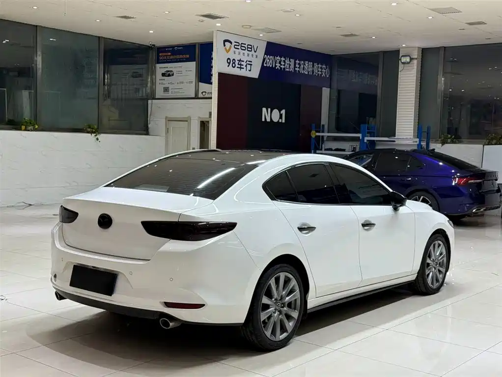 MAZDA 3 ANGKESAILA