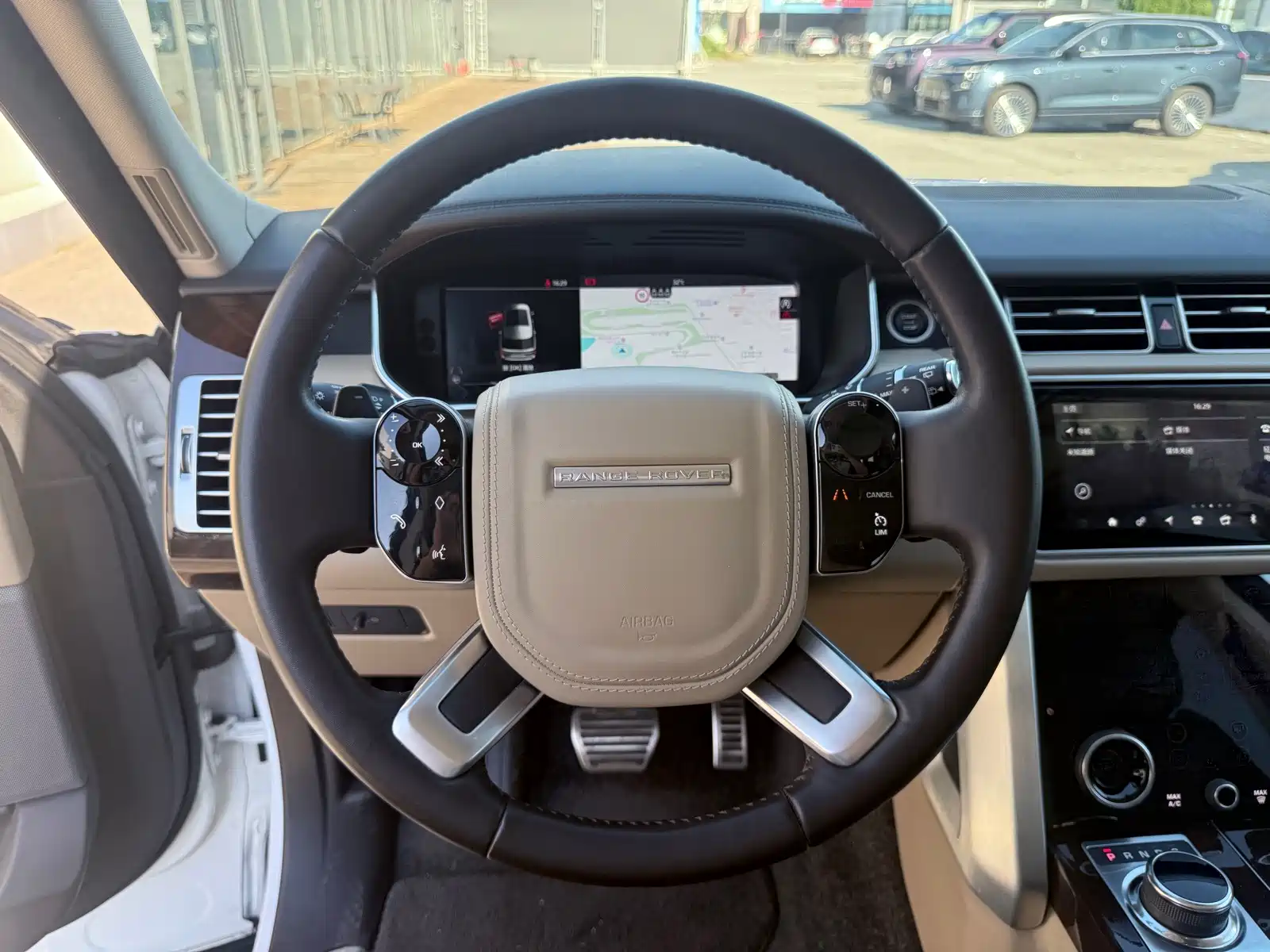 Фото 29 - Land Rover Range Rover