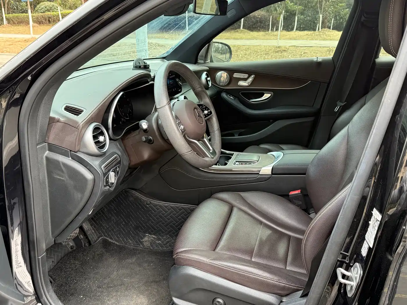 Mercedes-Benz GLC 2022 Model GLC 300 L 4MATIC Dynamic Edition фото 7