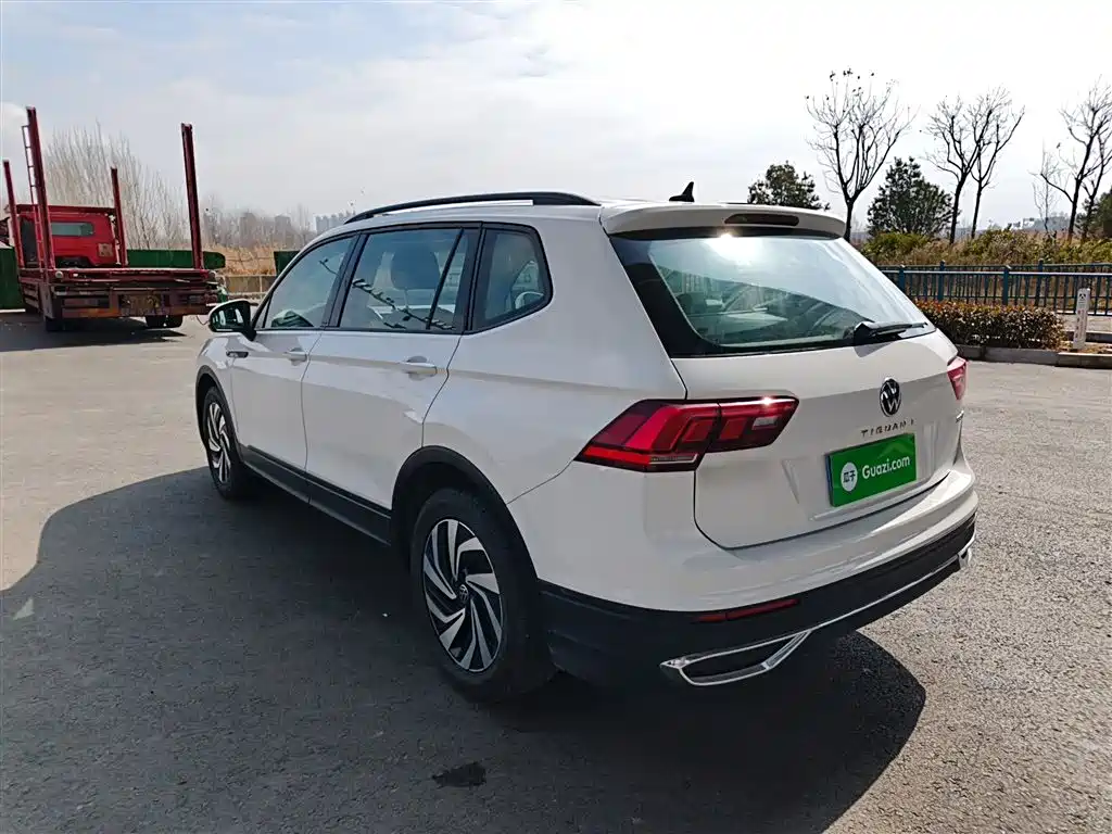 Volkswagen Tiguan L 2022 330TSI Automatic 2WD Comfort Edition фото 23