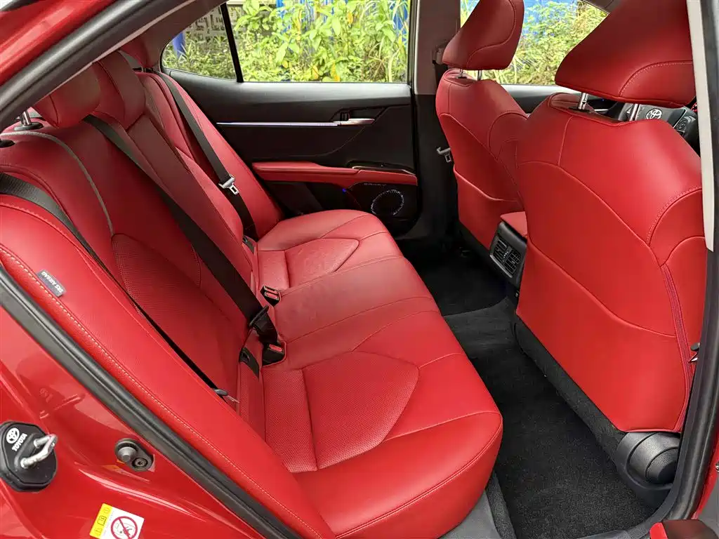 Toyota Camry 2018 2.5S Trend Edition фото 17