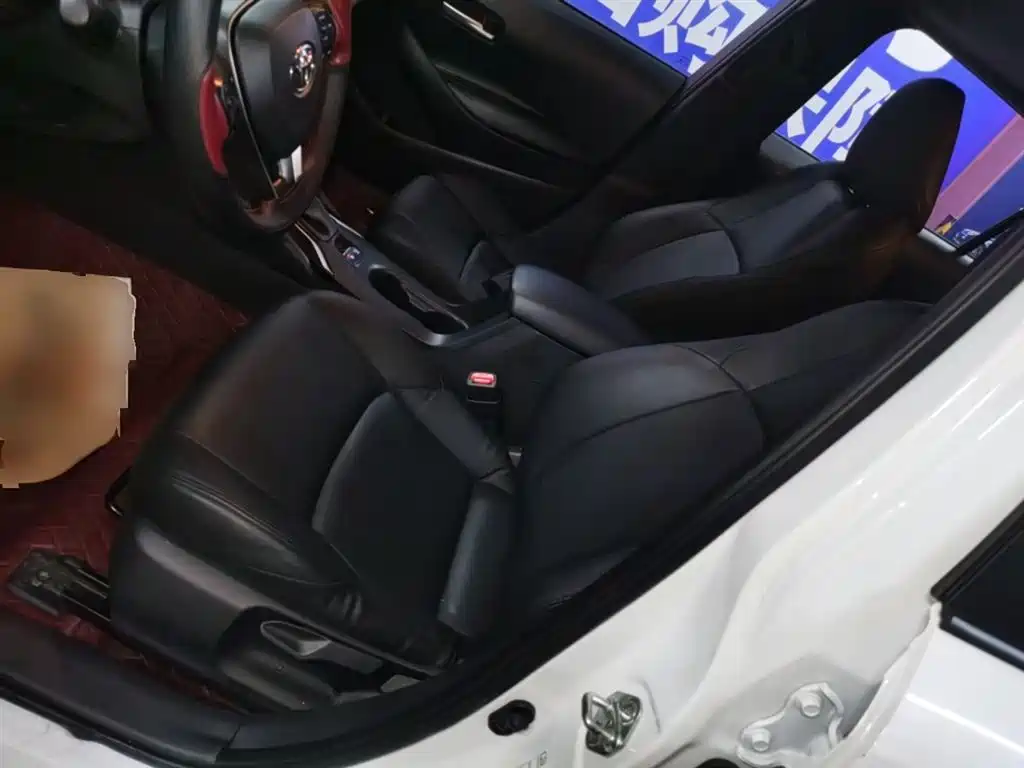 Toyota Levin 2022 185T CVT Luxury Edition фото 9