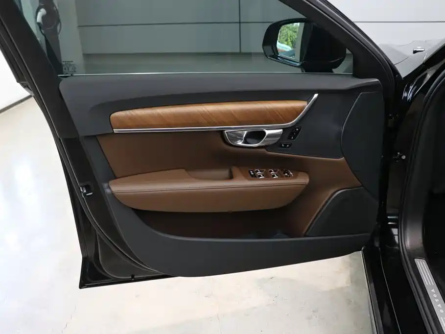 Volvo S90 2025 2025 B5 Zhiyi Luxury Edition