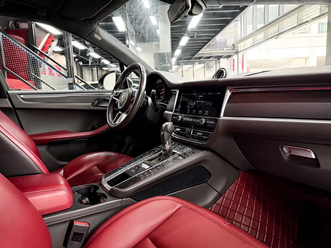 Porsche Macan 2020 Macan 2.0T фото 7