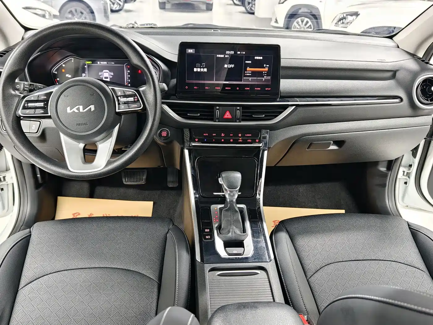 Фото 7 - Kia K3