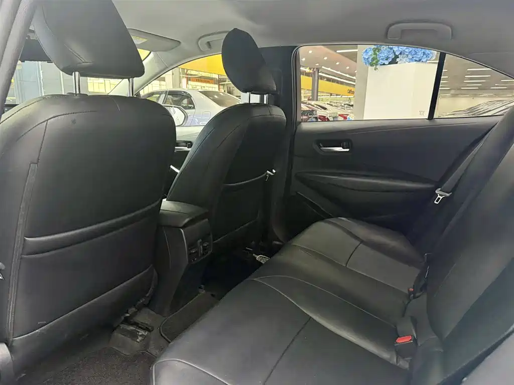 Toyota Corolla 2024 Model 1.8L Smart Hybrid Pioneer Edition фото 11