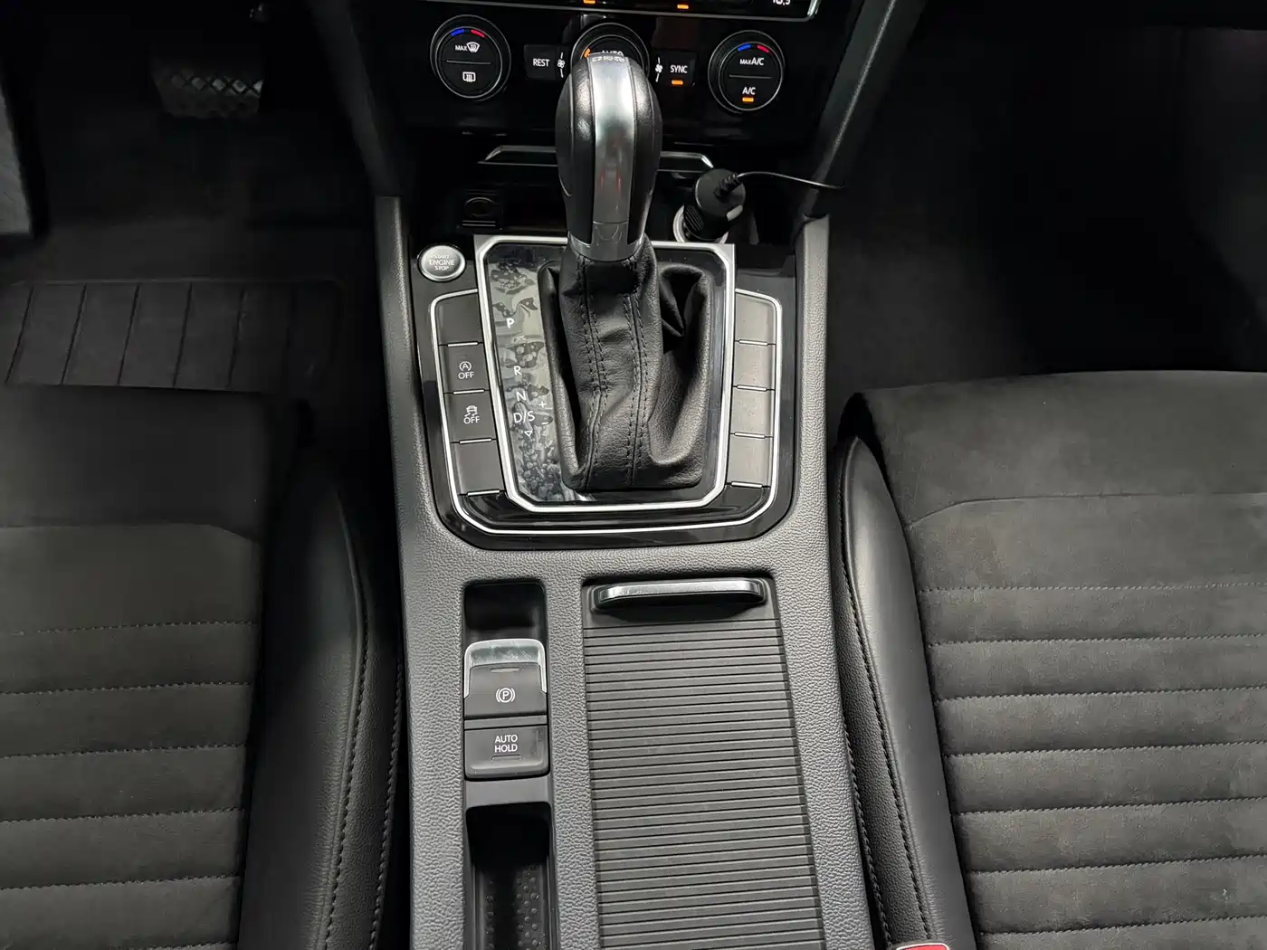 Volkswagen Magotan 2017 380TSI DSG Luxury фото 16