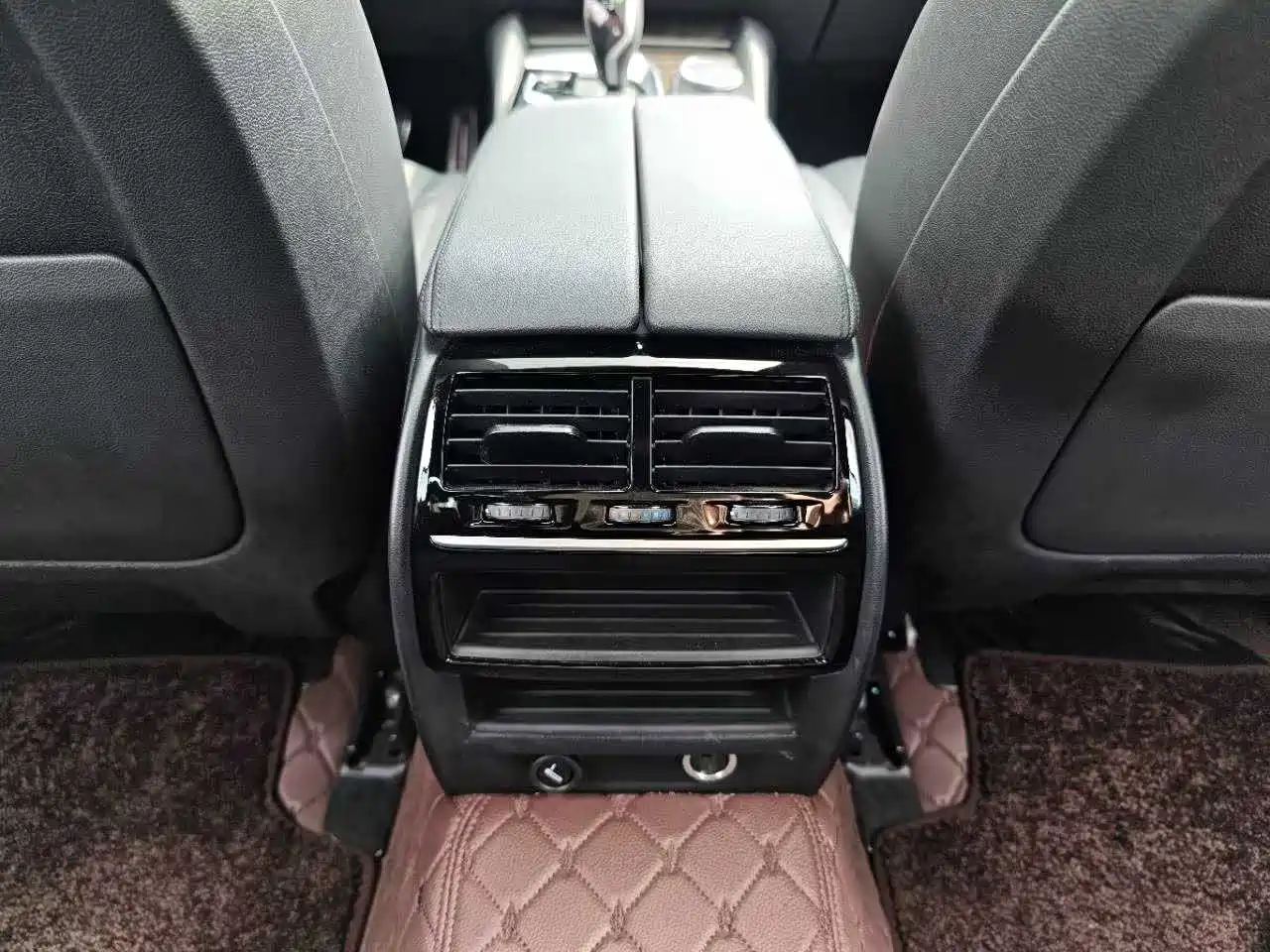 BMW 5 Series 2019 Facelift 525Li M Sport Package фото 24