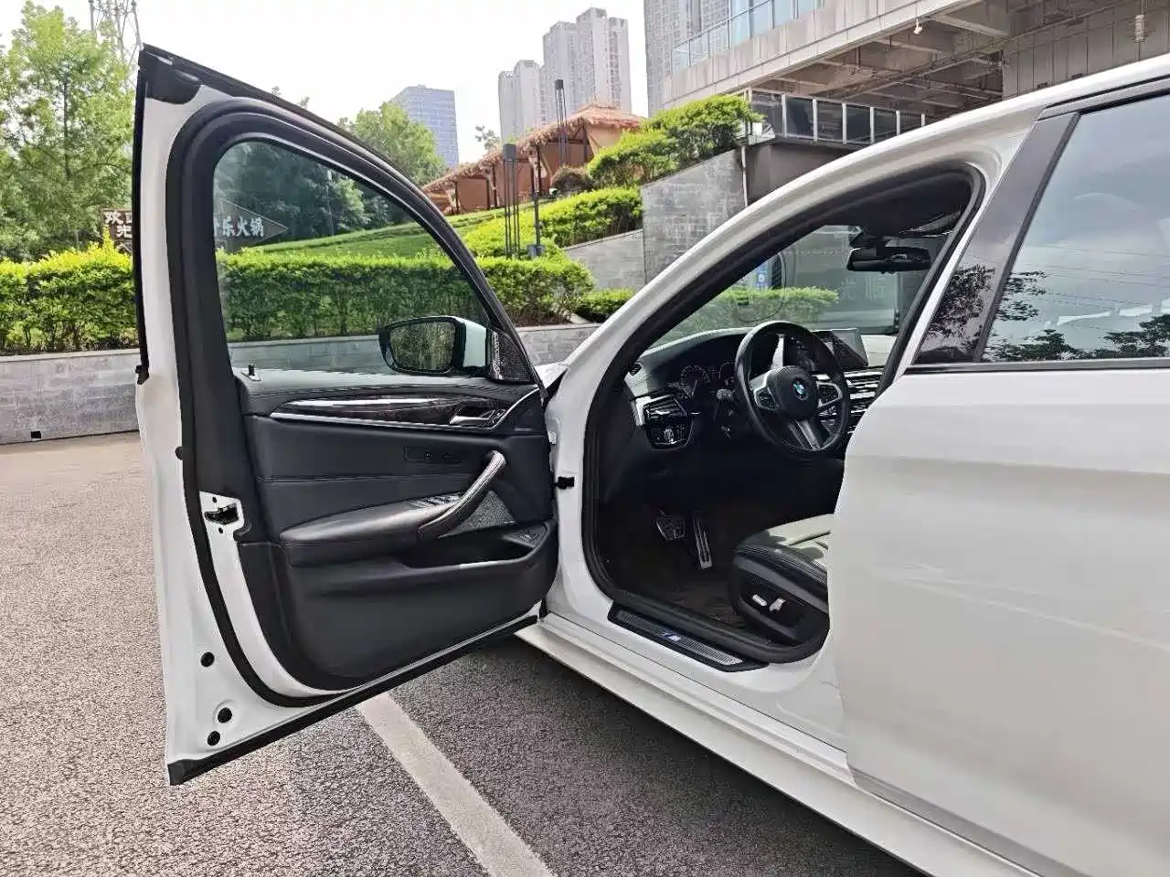 BMW 5 Series 2019 Facelift 525Li M Sport Package фото 12