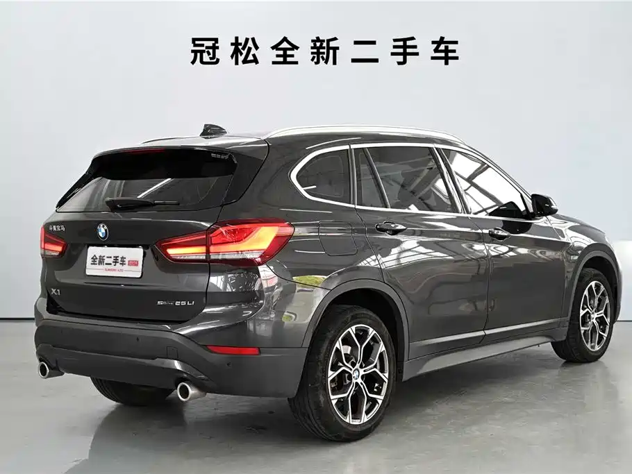 BMW X1 2022 sDrive25Li Leading фото 4