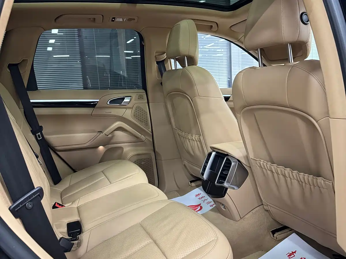 Porsche Cayenne 2011 Cayenne S 4.8L фото 12