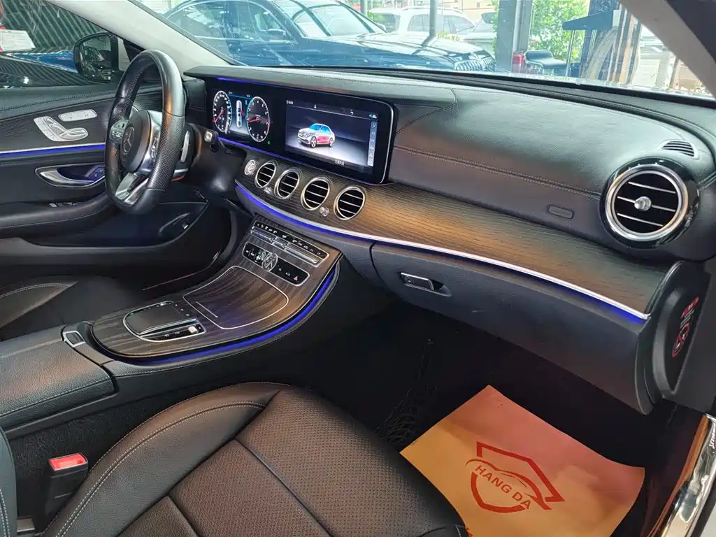 Mercedes-Benz E-Class 2020 E 300 L Sport Luxury Model фото 13