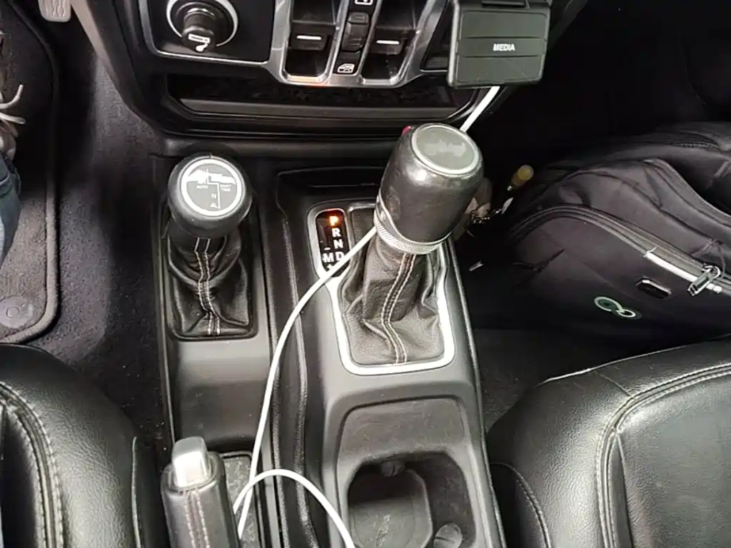 Photo 14 - Jeep Wrangler