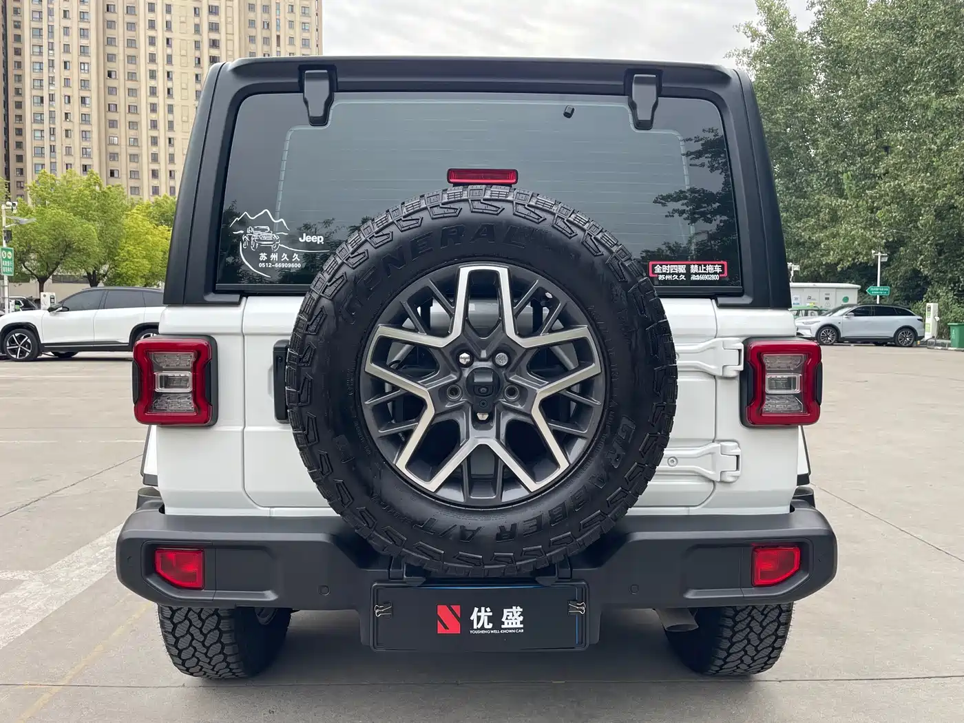 Jeep Wrangler 2026 2024 Model 2.0T Sahara Four-Door Version