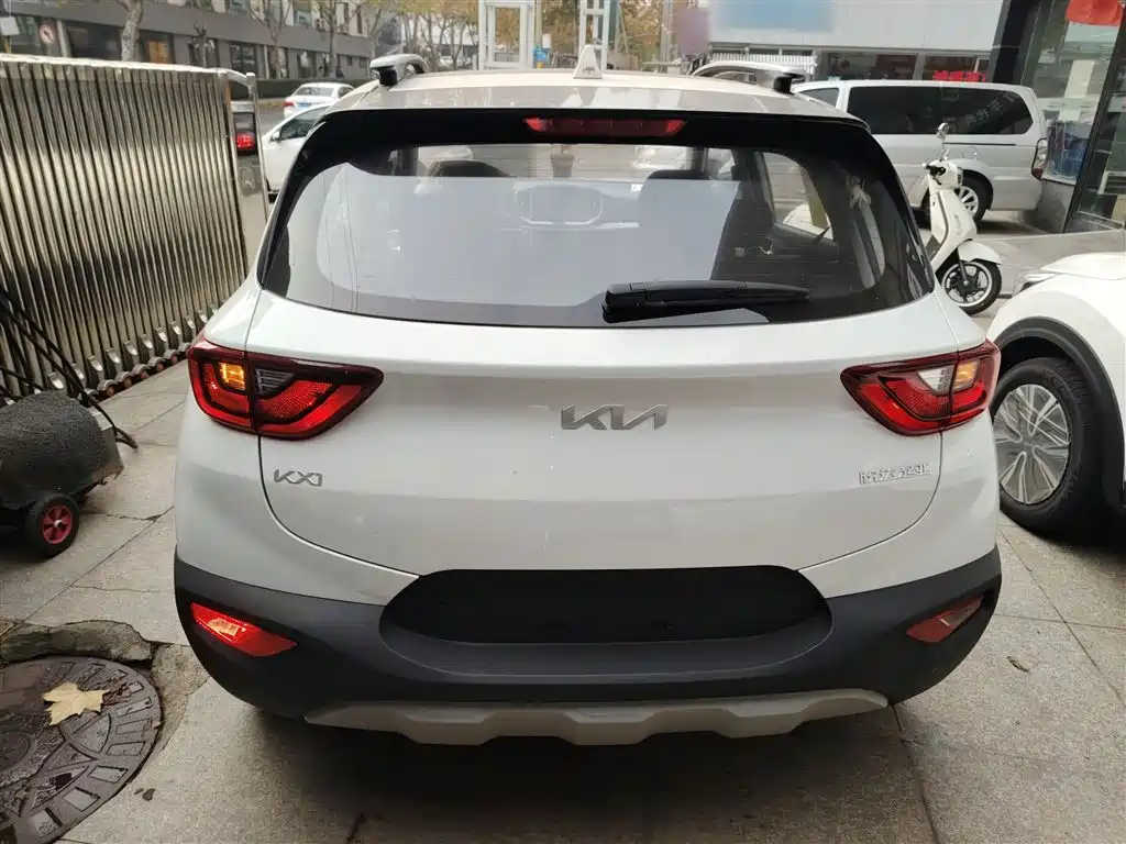 Kia KX1 2021 1.4L CVT Sunroof Version фото 6