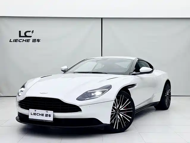 aston-martin db11