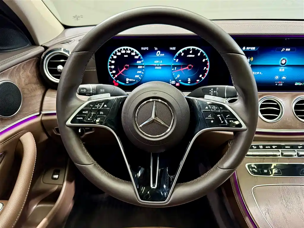 Mercedes-Benz E-Class 2021 E 300 L Fashion фото 15