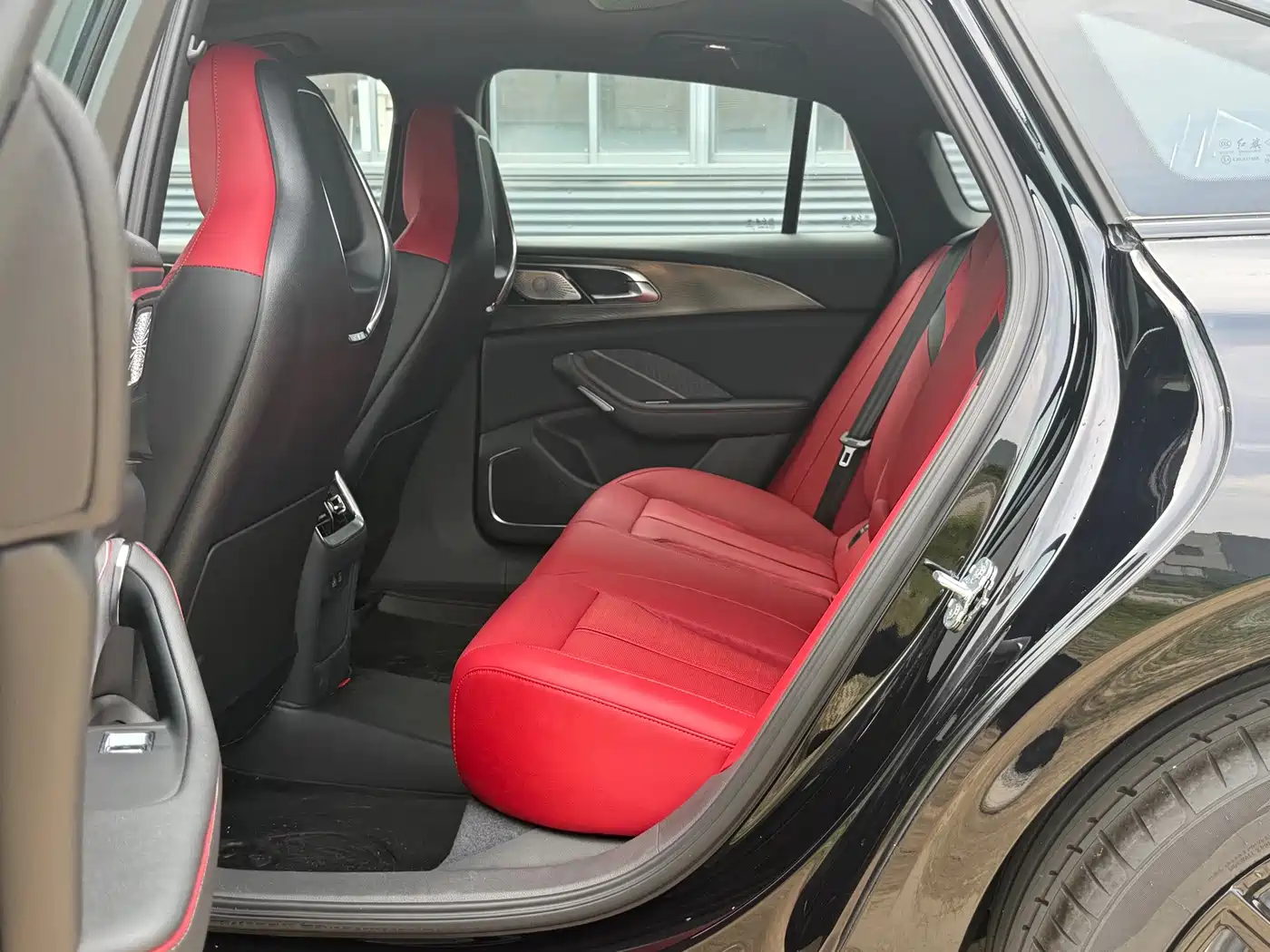 Hongqi H6 2025 2025 Model 2.0T Fashion Edition