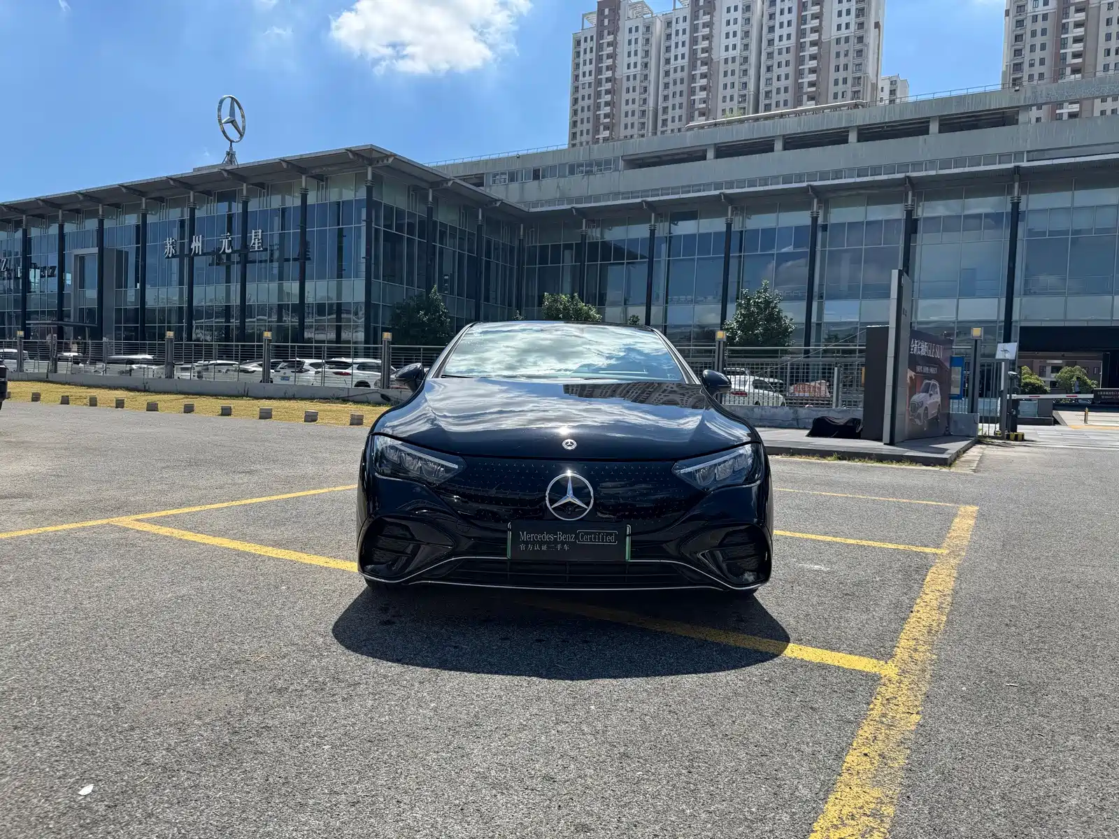 Фото 2 - Mercedes-Benz EQE