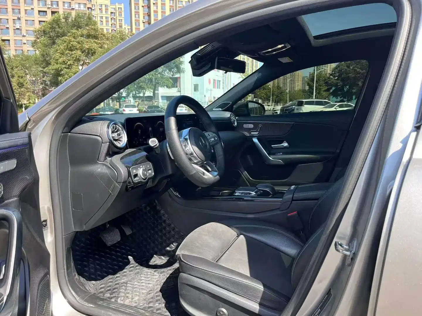 Фото 4 - Mercedes-Benz A-Class