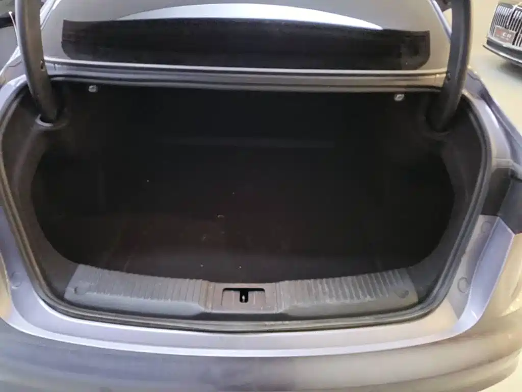 Hongqi H5 PHEV 2025 2025 170 Super Hybrid Edition