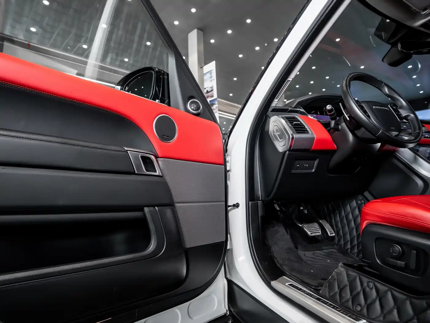 Land Rover Range Rover Sport 2020 3.0 L6 HSE DYNAMIC фото 18