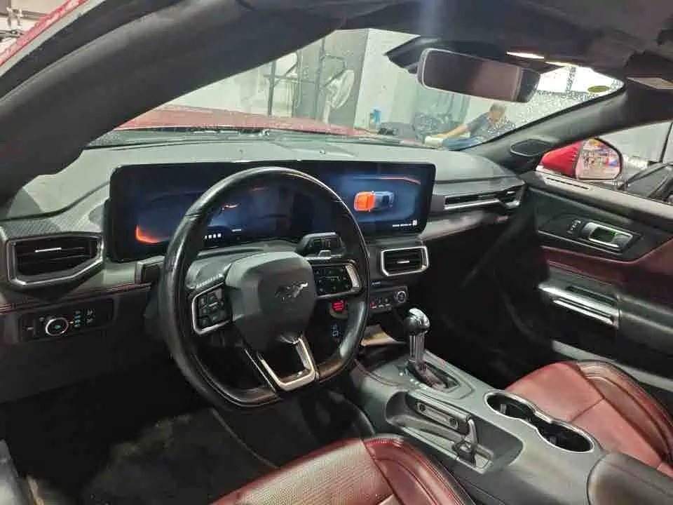 Ford Mustang 2024 2.3T EcoBoost Convertible Sport Edition фото 2