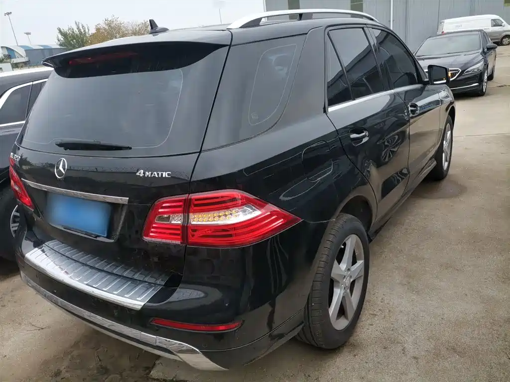 Mercedes-Benz M-Class 2015 ML 320 4MATIC фото 23