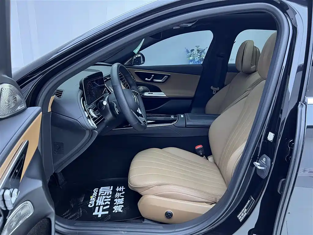 Mercedes-Benz E-Class 2024 Model E 260 L фото 18