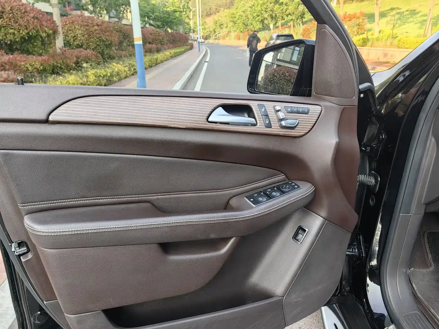 Mercedes-Benz GLE 2019 GLE 400 4MATIC Collector's Edition фото 21