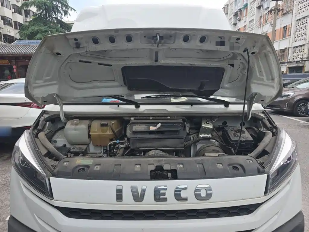 صورة 11 - Iveco Daily