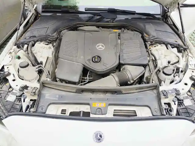 Mercedes-Benz C-Class New Energy 2023 C 350 eL — фото 3