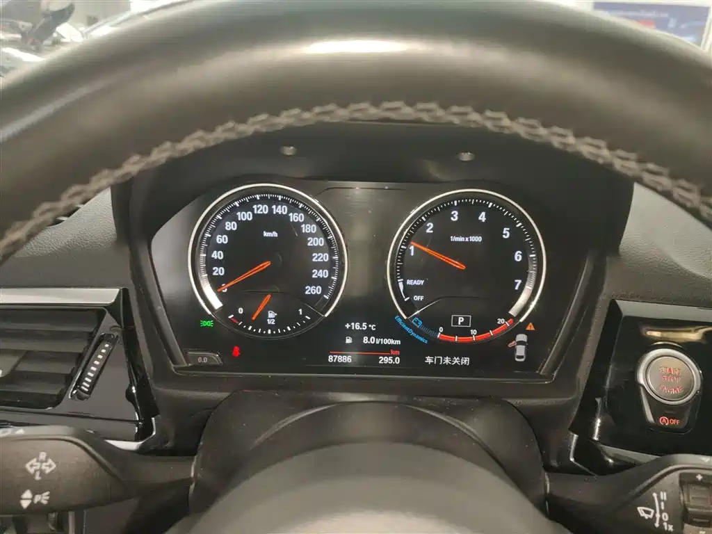 BMW 1 Series 2021 125i M Sport Black Night Edition фото 8