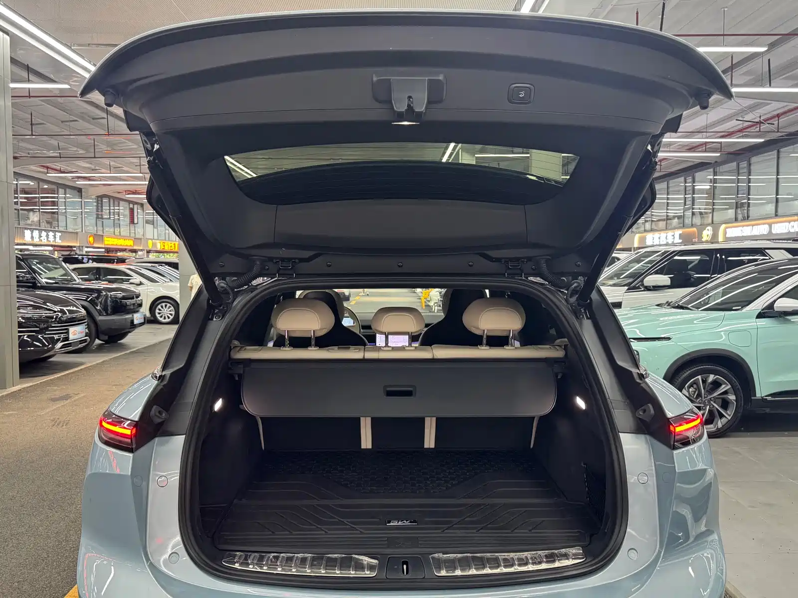Фото 20 - NIO ES6