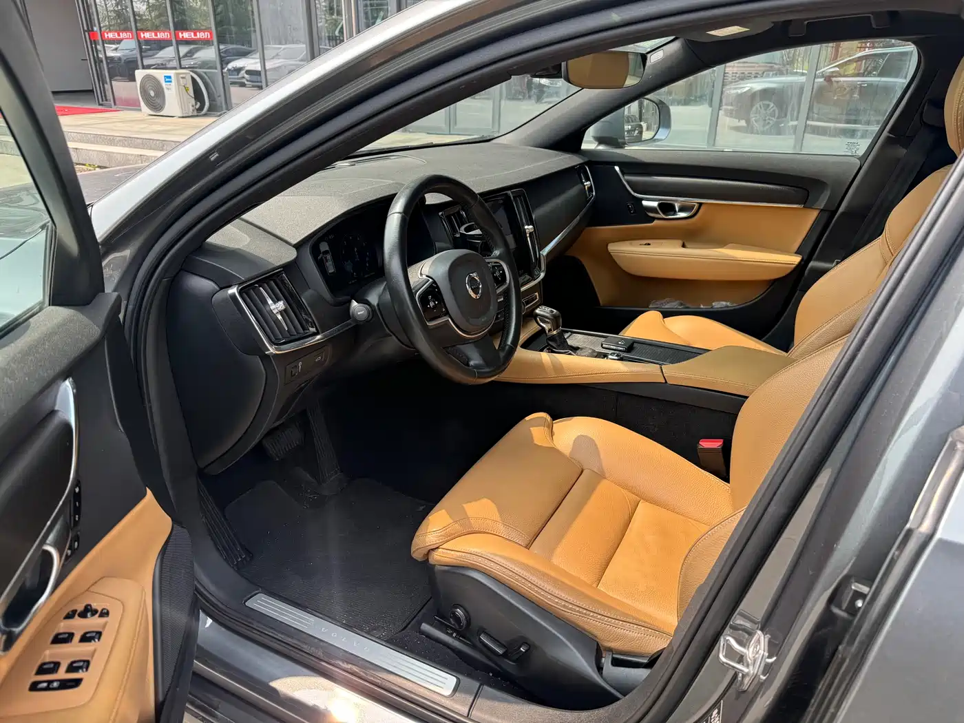 Volvo V90 2017 Cross Country T5 AWD Smart Edition фото 8