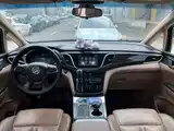 Фото 9 - Buick GL8