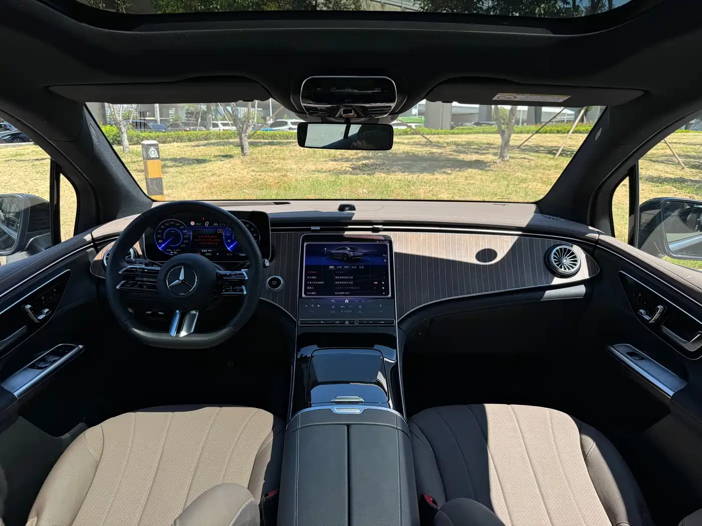 Mercedes-Benz EQE SUV 2025 2024 500 4MATIC Luxury Edition