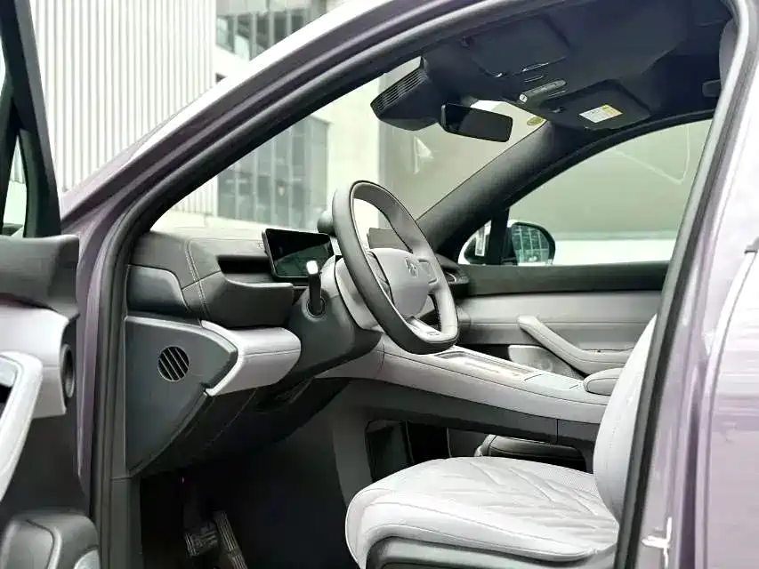 2025 NIO EC6