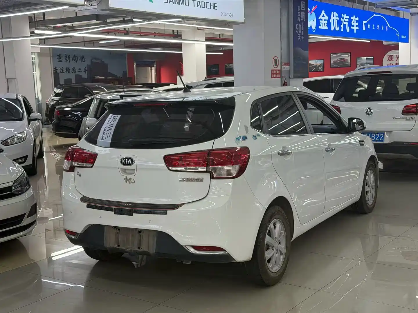 Фото 3 - Kia K2