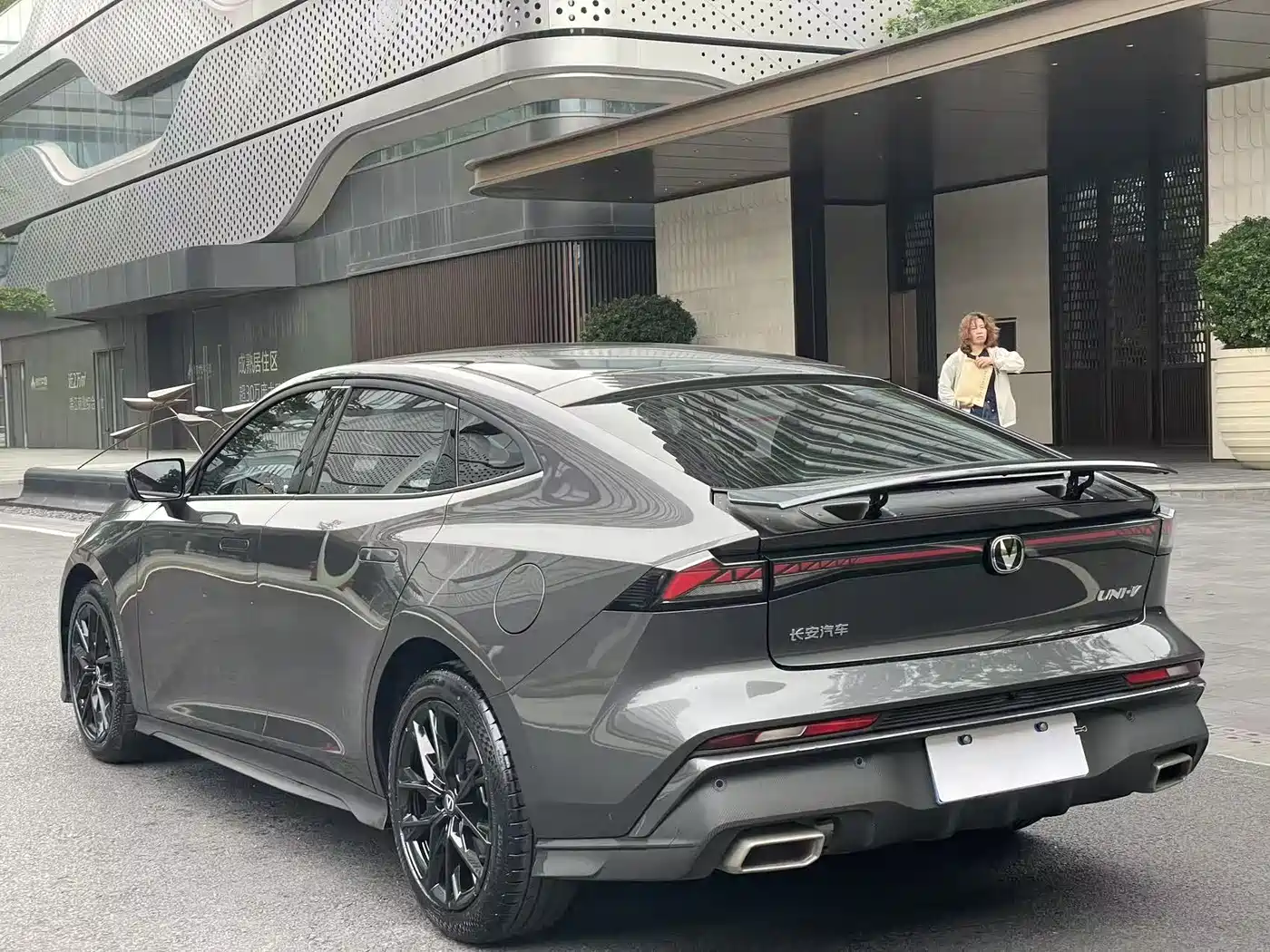 CHANGAN UNI-V