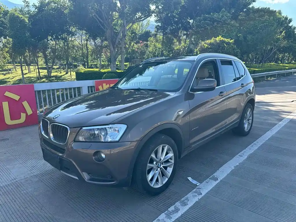 Photo 1 - BMW X3 (Import)