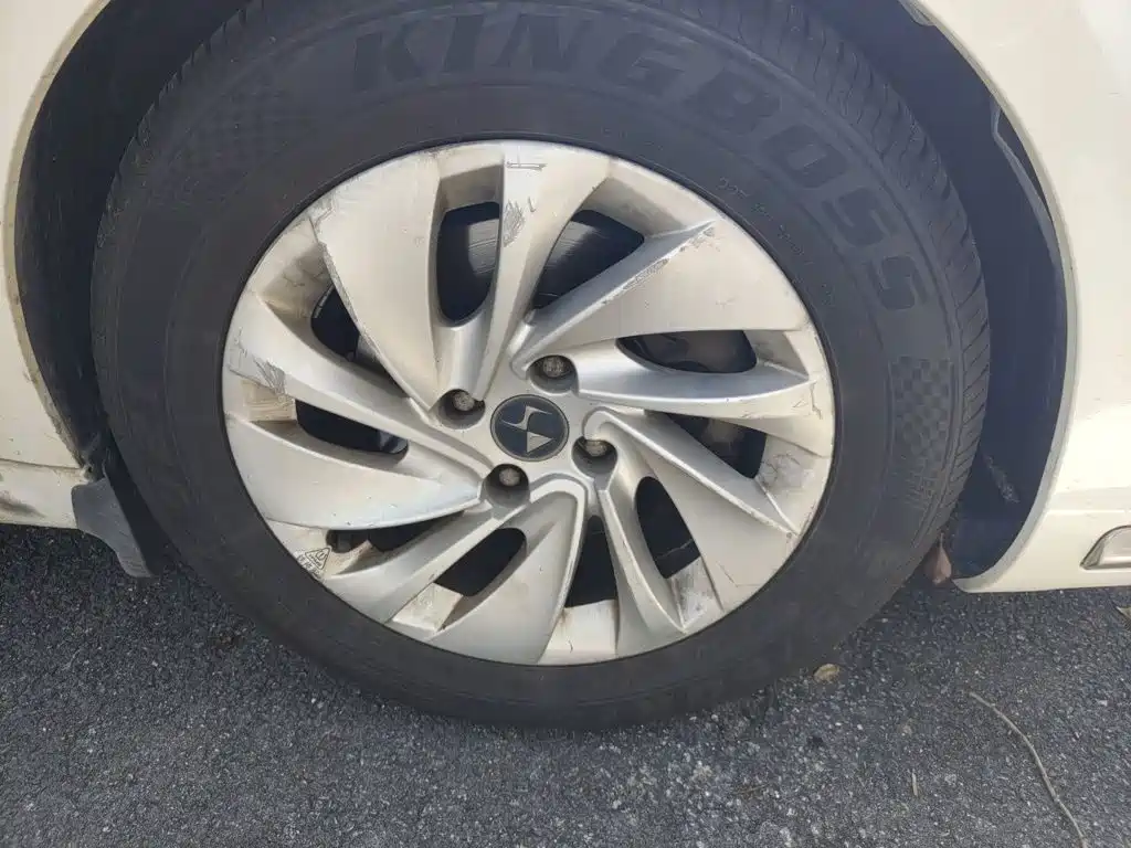 DS 5LS 2014 2014 1.8L Automatic Comfort VTi140