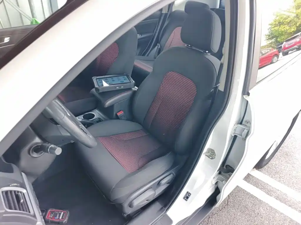 Фото 15 - Haval M6