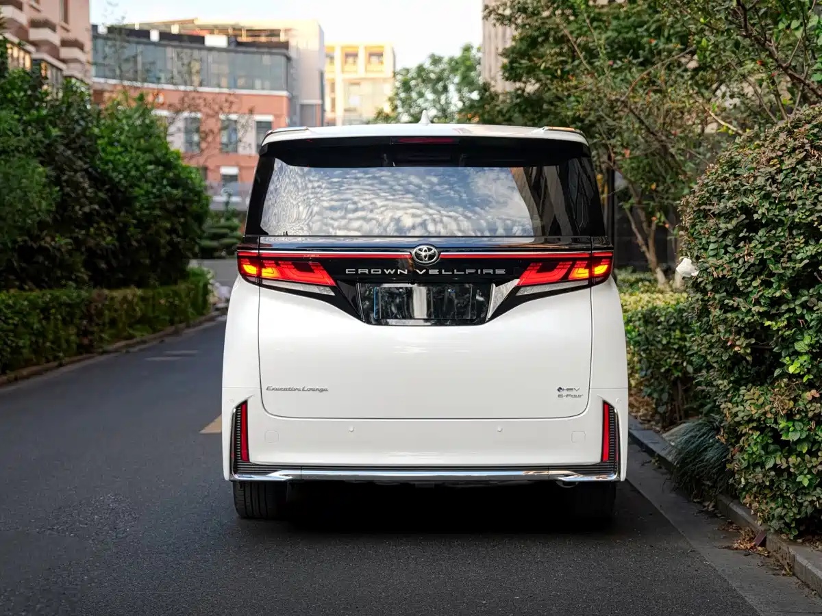 Toyota Vellfire 2026 2025 Crown Hybrid 2.5L Ink Gold Edition