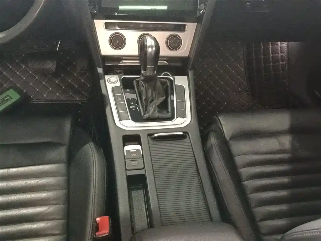 Volkswagen Magotan 2019 280TSI DSG Comfort China VI фото 14