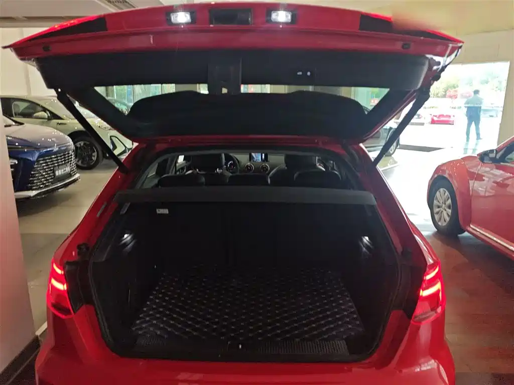 Audi A3 2019 Sportback 35 TFSI Sport China VI фото 19