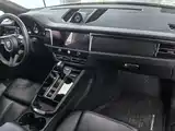 Photo 12 - Porsche Macan