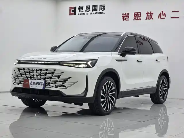 BAIC BEIJING 7 (X7)