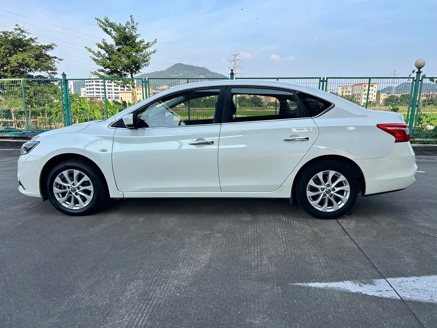 Nissan SYLPHY, миниатюра 5